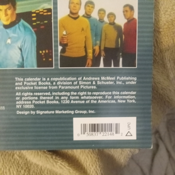 Star Trek 2004 Calendar - Picture 7 of 9